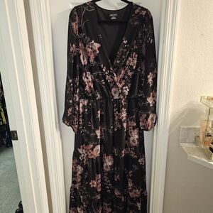 City Chic Elegant Black and Pink Floral Long Sleeve Dress
